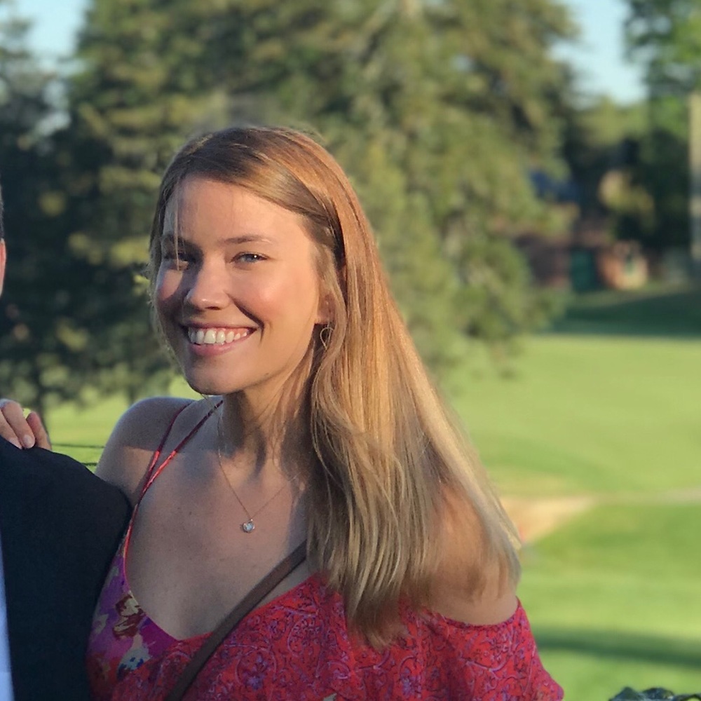 Meet your Posher, Elizabeth